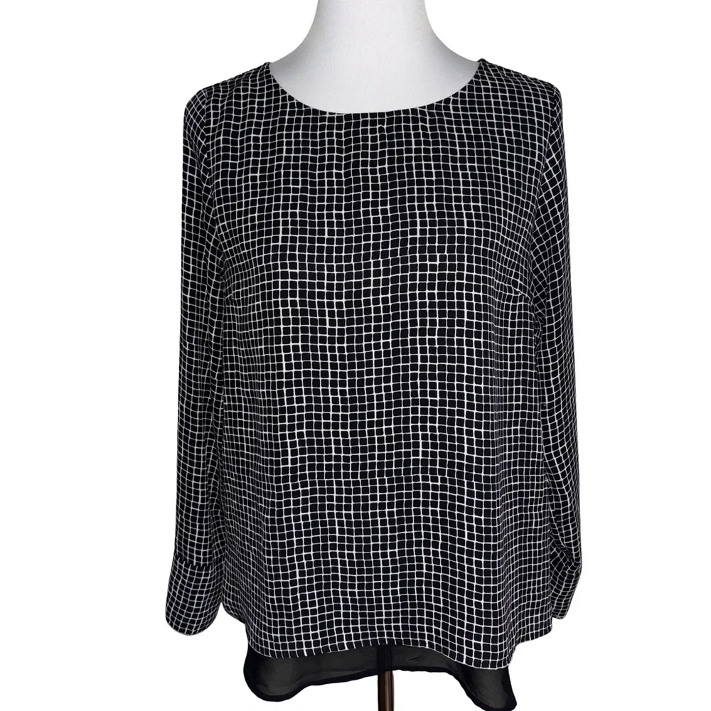 The Limited Monochrome Grid Blouse